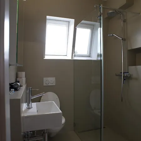 Artroom Vendégház Bern